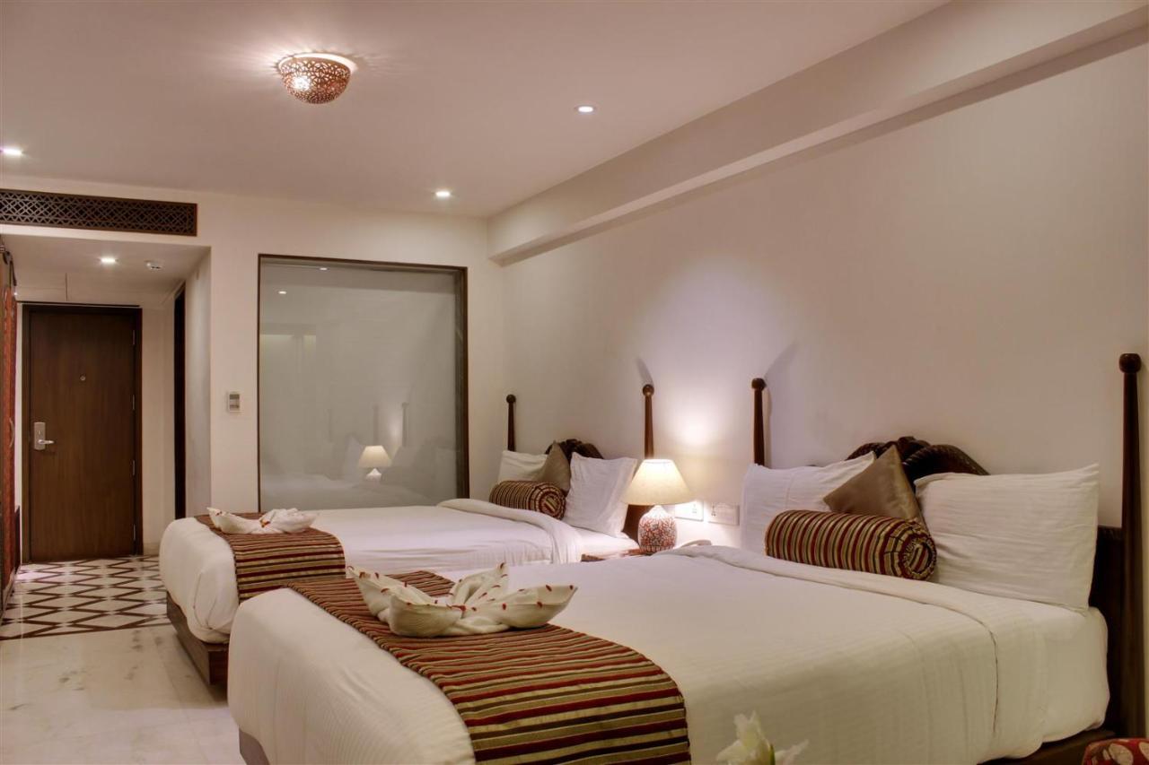 Ellbee Ganga View Hotel ริชิเคช ภายนอก รูปภาพ